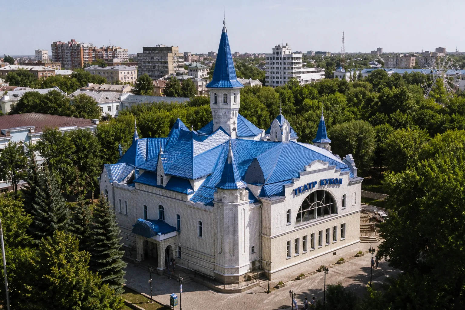 Куда сходить в выходные: 4 фестиваля, забеги с питомцами и буддийское искусство