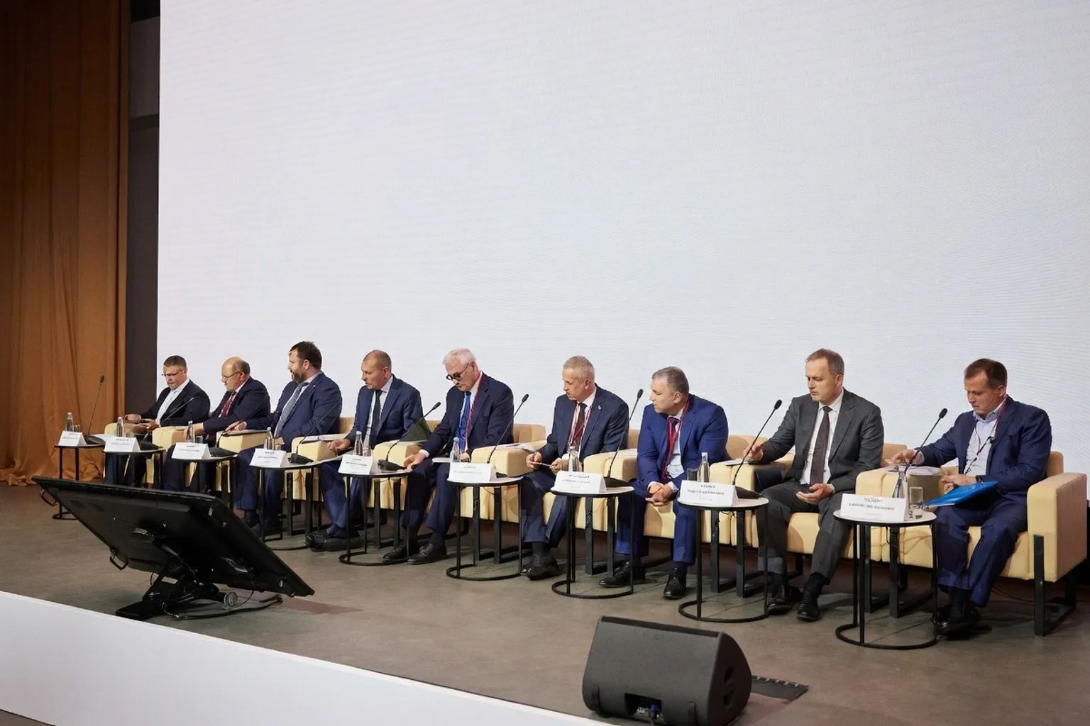 Владимир Путин утвердил перечень поручений по развитию общественного транспорта в регионах