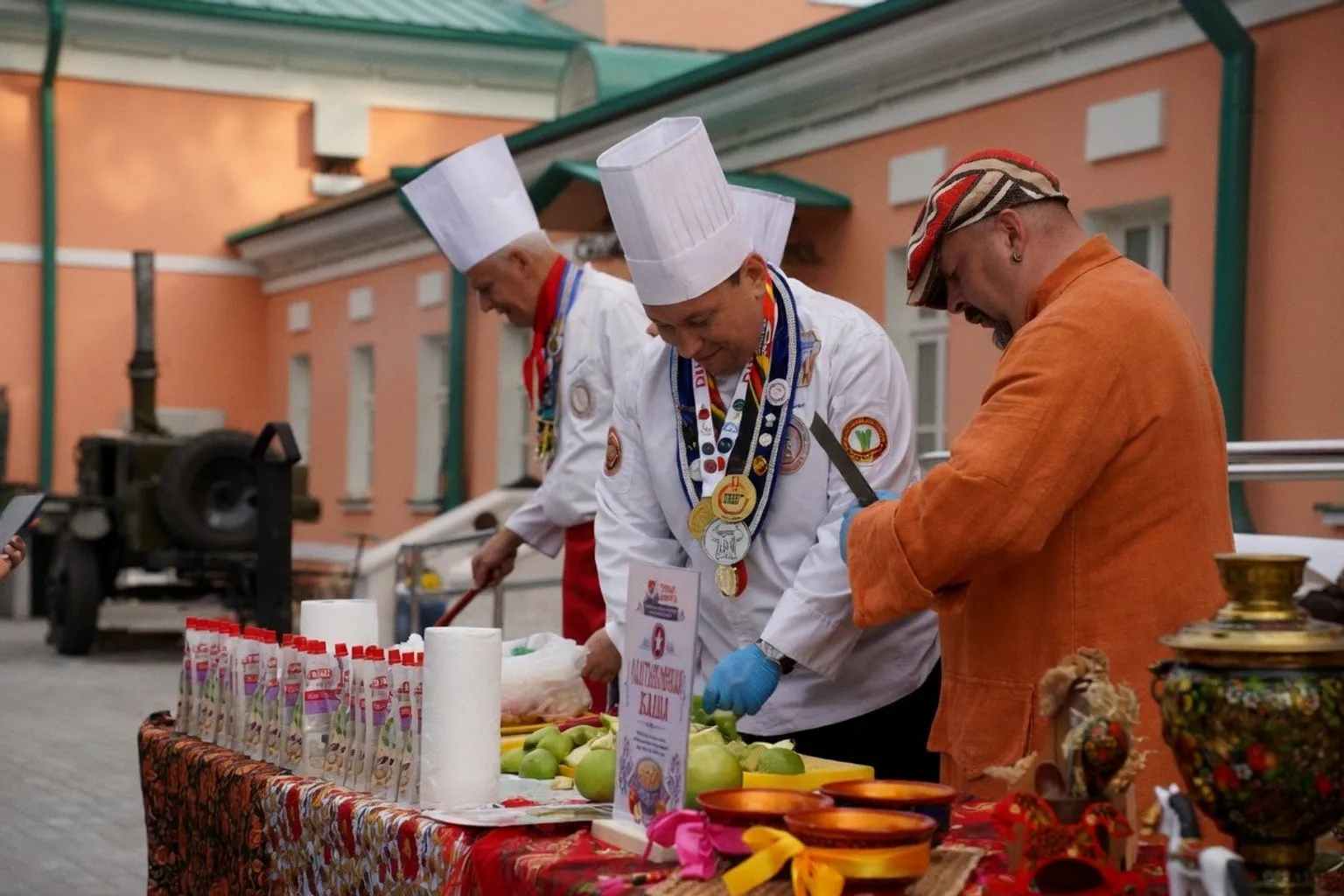 Здоровое долголетие и конкурс каш: как прошел фестиваль в Воронцовском парке